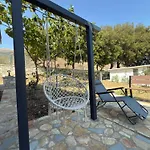 River View Tatil Evi Tepelene