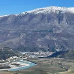 Nyaraló River View