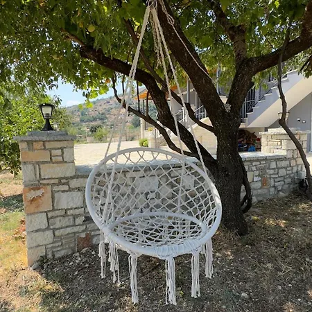 Vjosa Balcony - River View - Garden Farm & Bbq