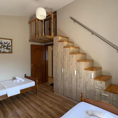 Vjosa Balcony * Tepelene