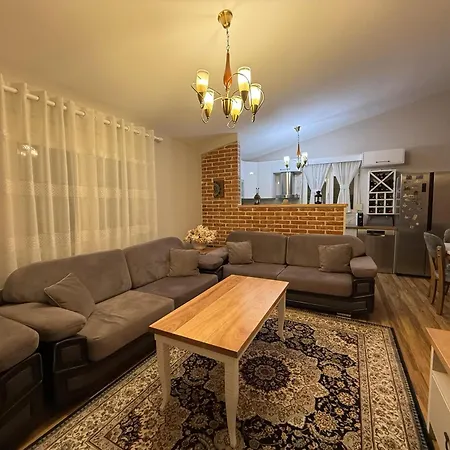 Vjosa Balcony Holiday home Tepelene