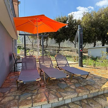 Vjosa Balcony Holiday home *