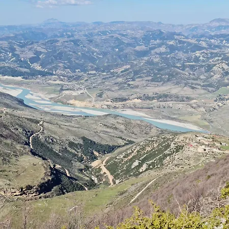 Nyaraló River View Tepelena